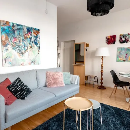 Poista 2ndhomes Cozy And Compact 1br In Kamppi * Helsinki