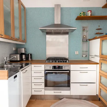 Poista 2ndhomes Cozy And Compact 1br In Kamppi Apartamento